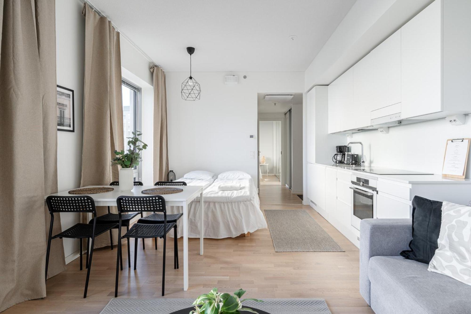 Newly Built 1br With Balcony Next To Railway Station & Downtown - Hosted By 2ndhomes *